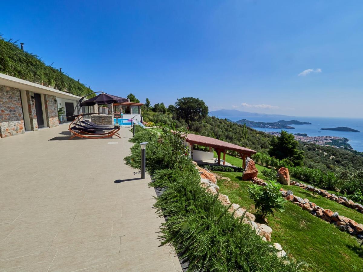 Sky Sea Resort & Villas Мегали-Аммос Экстерьер фото