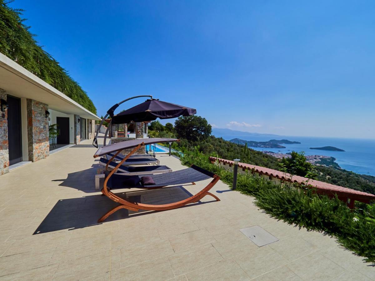 Sky Sea Resort & Villas Мегали-Аммос Экстерьер фото