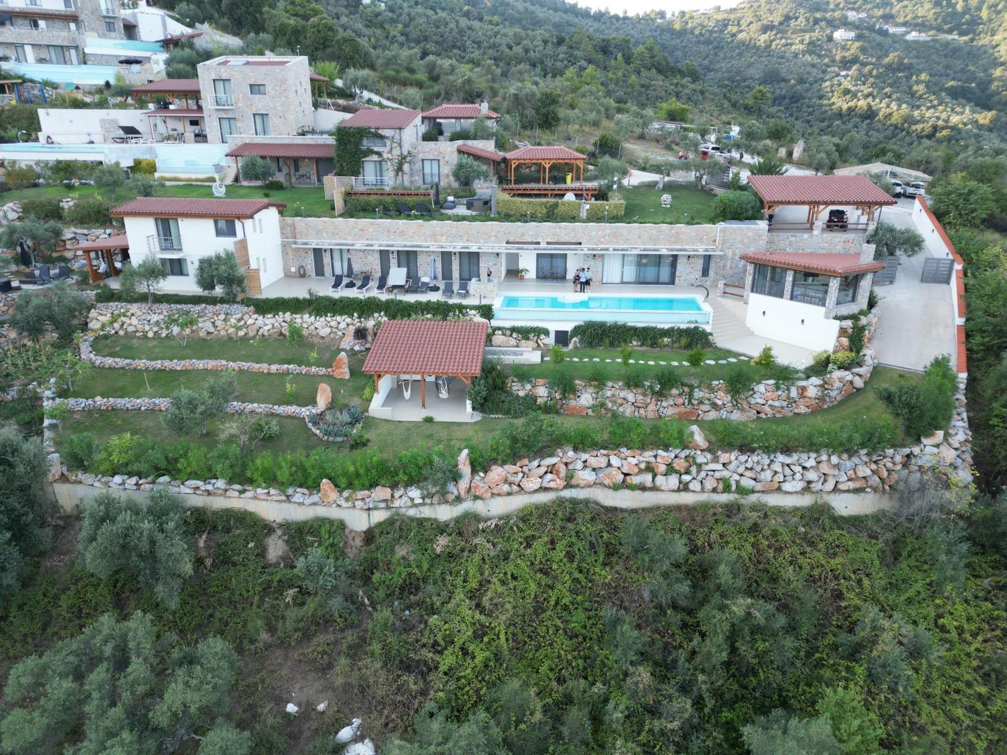 Sky Sea Resort & Villas Мегали-Аммос Экстерьер фото