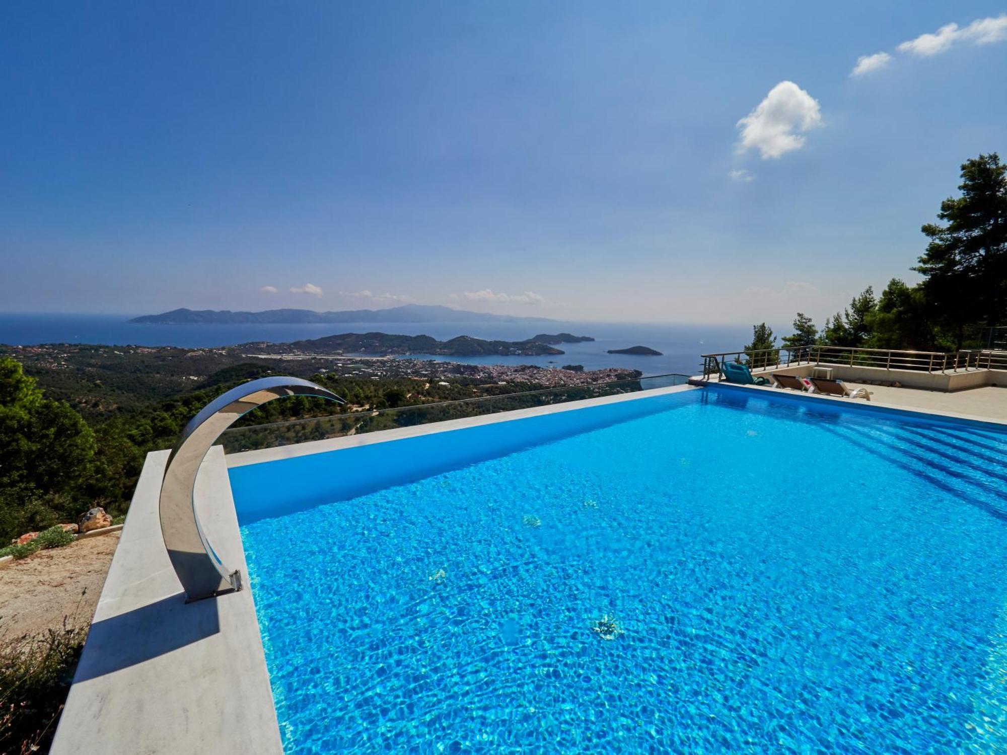 Sky Sea Resort & Villas Мегали-Аммос Экстерьер фото